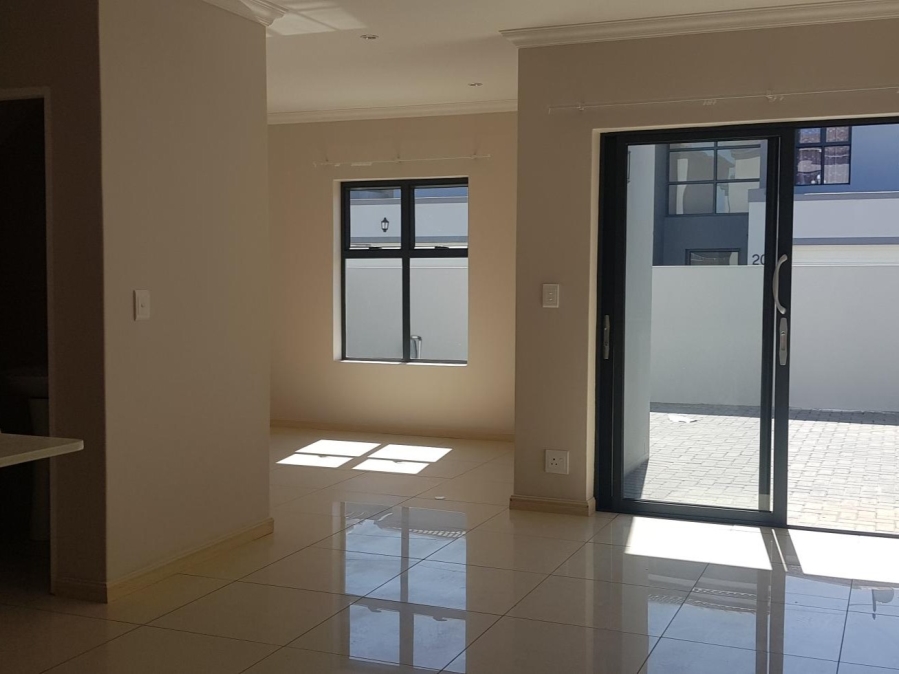 To Let 3 Bedroom Property for Rent in Parklands North Western Cape